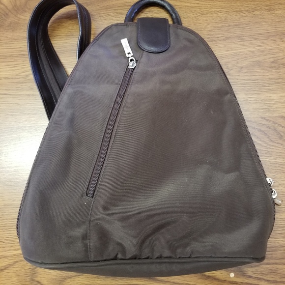 baggallini urban backpack